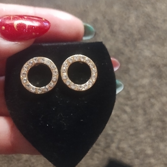 Swarovski Crystal Earrings NEW Winner Choice - Picture 3 of 13